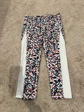 Athleta Medium Multicolor Print Active Capri with White Side Panels